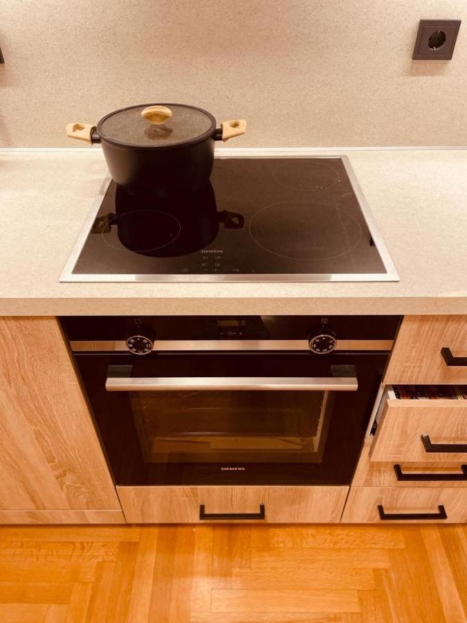 2 Bedroom Apt - Live Like A Local In Kolonaki أثينا المظهر الخارجي الصورة