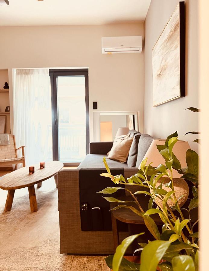2 Bedroom Apt - Live Like A Local In Kolonaki أثينا المظهر الخارجي الصورة